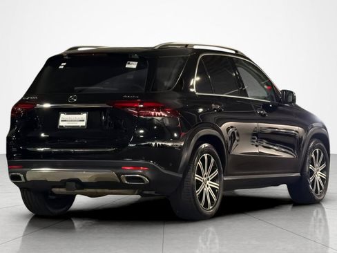 Used 2024 Mercedes-Benz GLE 450 4MATIC image 5
