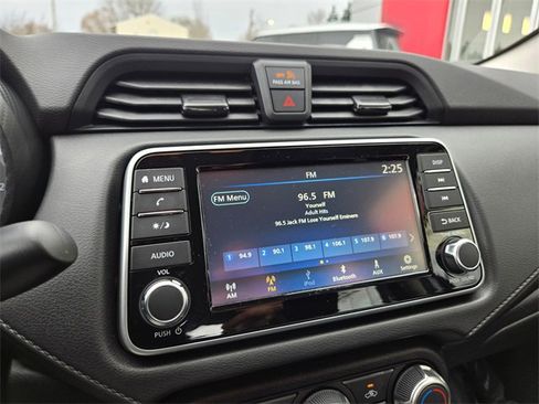 Used 2025 Nissan Versa S w/ Trunk Package image 17