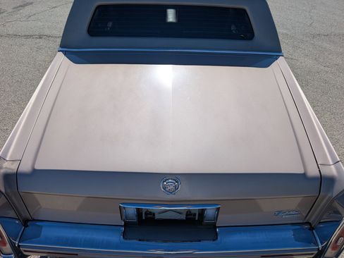 Used 1990 Cadillac Brougham image 46