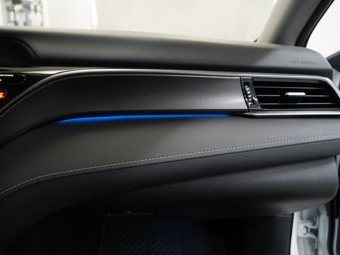 Used 2021 Toyota Camry XSE image 34