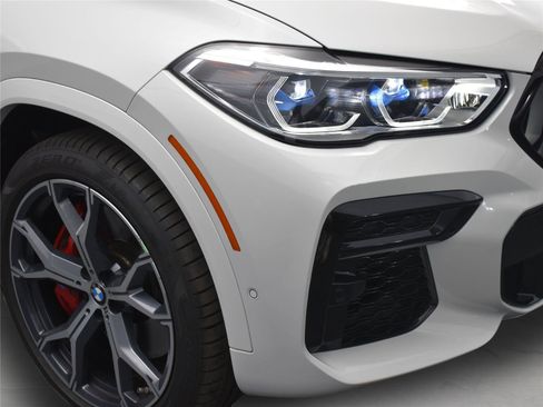 Used 2023 BMW X6 M50i w/ Executive Package image 12