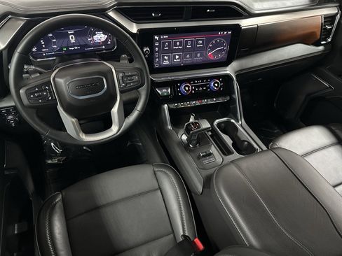 Used 2025 GMC Sierra 1500 Denali w/ Denali Reserve Package image 13