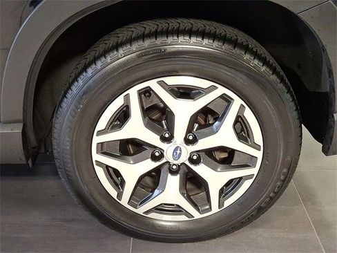 Certified 2023 Subaru Forester Premium image 7