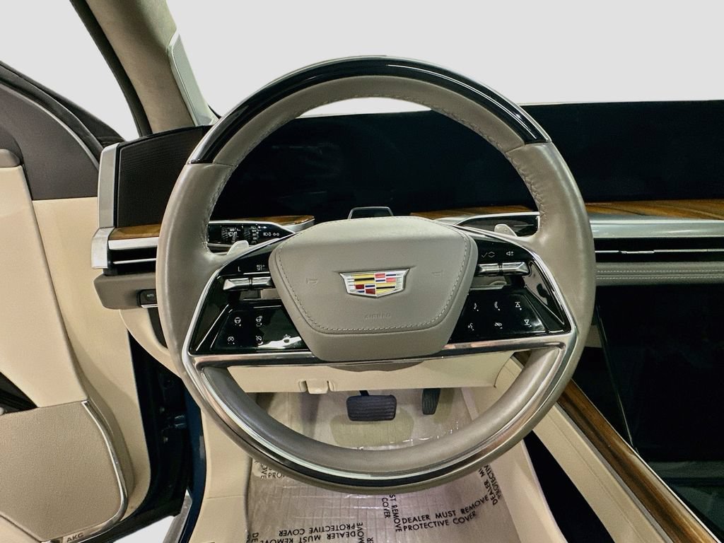 Used 2025 Cadillac Escalade ESV Sport Platinum AWD/4WD image 12