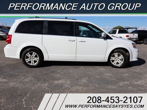 Used 2018 Dodge Grand Caravan SXT FWD image 5