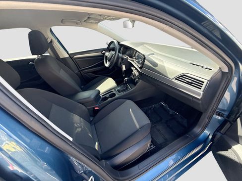 Used 2019 Volkswagen Jetta S w/ Driver Assistance Package image 30