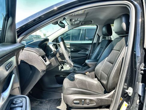 Used 2023 GMC Terrain SLT w/ Elevation Edition FWD image 2