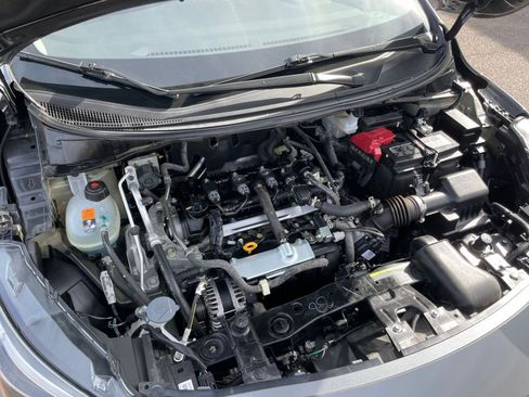 Used 2025 Nissan Versa SV image 31