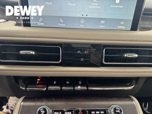 Used 2021 Lincoln Aviator Reserve w/ Equipment Group 201A image 20