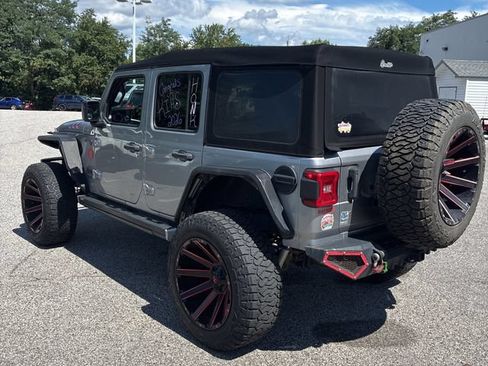 Used 2018 Jeep Wrangler Unlimited Rubicon AWD/4WD image 2