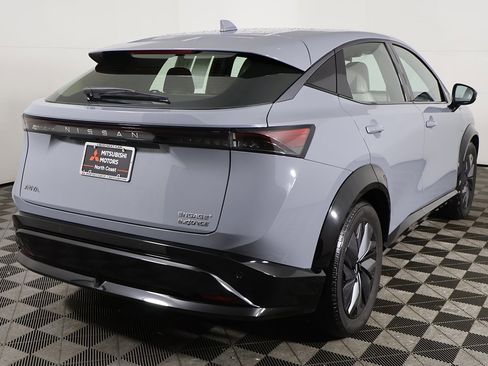 Used 2024 Nissan Ariya AWD image 11