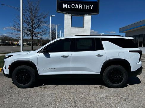 New 2026 Chevrolet Traverse Z71 w/ Driver Confidence Package AWD/4WD image 2