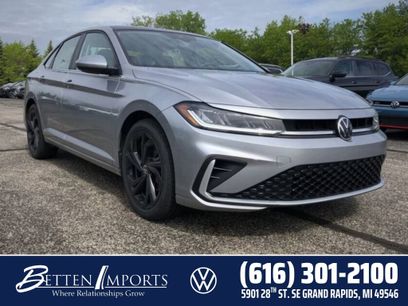 New 2025 Volkswagen Jetta SE