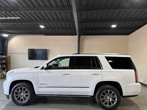 Used 2017 GMC Yukon Denali w/ Open Road Package AWD/4WD image 5
