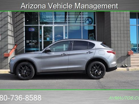 Used 2018 Alfa Romeo Stelvio Ti Sport image 1