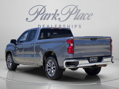 Used 2019 Chevrolet Silverado 1500 LT w/ Texas Edition RWD image 3