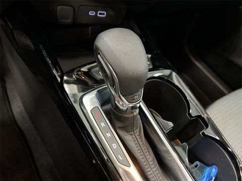 Used 2024 Chevrolet Trax LT w/ Driver Confidence Package image 16