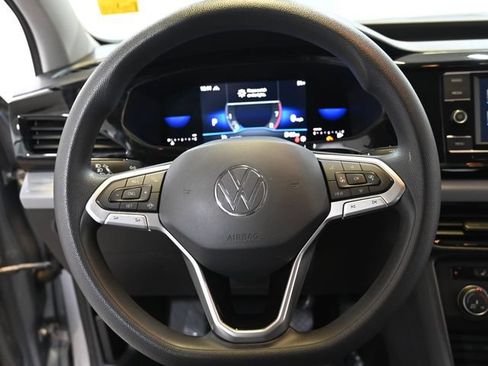 Used 2022 Volkswagen Taos S AWD/4WD image 4
