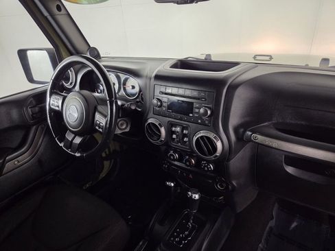 Used 2013 Jeep Wrangler Unlimited Sport image 28