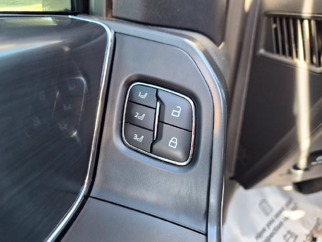 Used 2024 Ford F150 Lariat AWD/4WD image 14