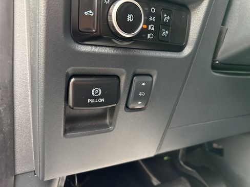 Used 2023 Ford F150 Raptor w/ Raptor Carbon Fiber Package image 17