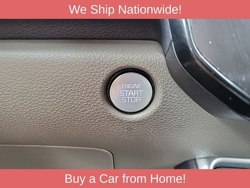 Used 2025 Kia Carnival FWD image 24