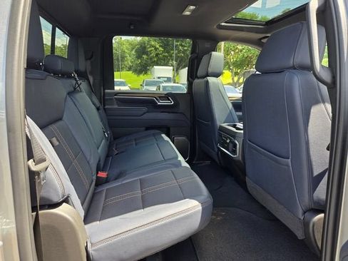 Used 2026 Chevrolet Silverado 2500 High Country w/ Technology Package AWD/4WD image 17