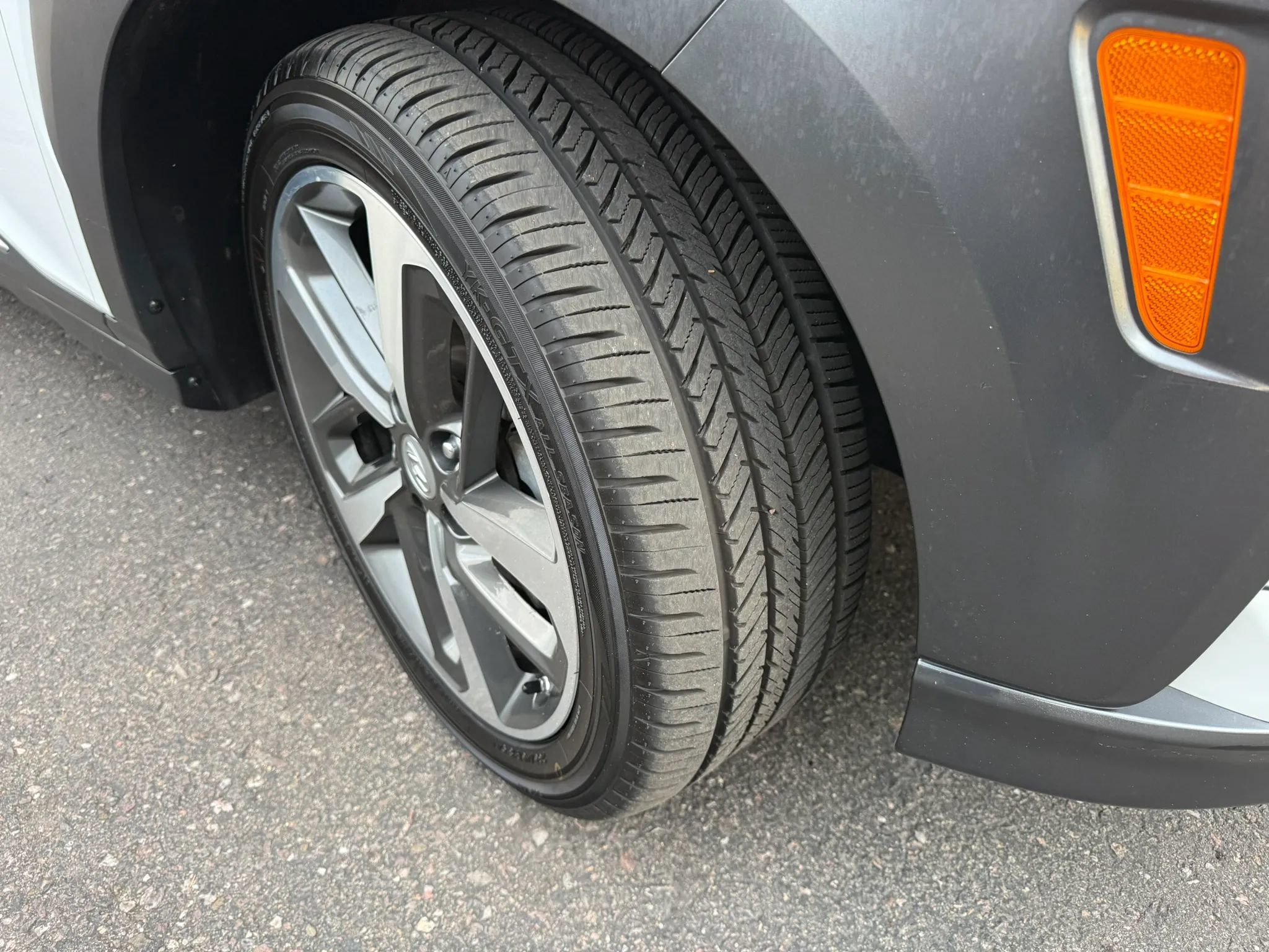 Used 2018 Hyundai Kona Limited AWD/4WD image 14
