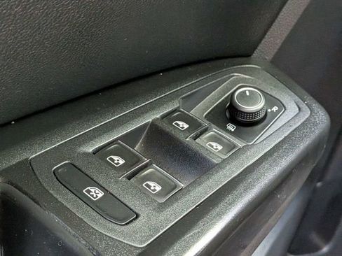 Used 2018 Volkswagen Atlas SE AWD/4WD image 24