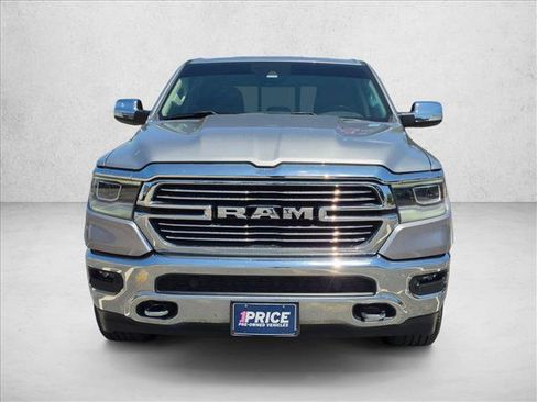 Used 2022 RAM 1500 Laramie AWD/4WD image 2