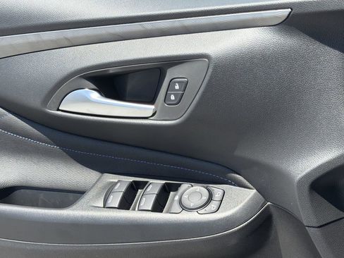 New 2026 Buick Envista Sport Touring w/ Convenience I Package FWD image 15