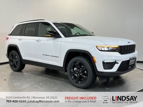 New 2025 Jeep Grand Cherokee Limited w/ Black Appearance Package image 1