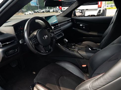 Used 2021 Toyota Supra w/ Safety & Technology Package RWD image 18