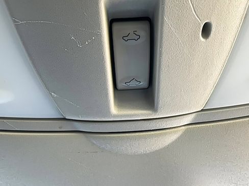 Used 2009 INFINITI G37 x Coupe w/ Premium Pkg image 12