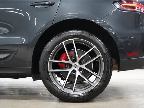 Used 2023 Porsche Macan S AWD/4WD image 37