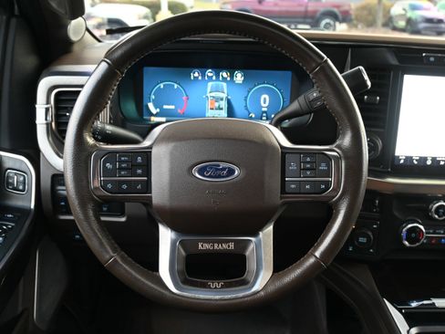 Used 2023 Ford F350 King Ranch w/ Chrome Package image 19