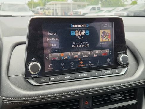 Used 2024 Nissan Rogue S FWD image 21