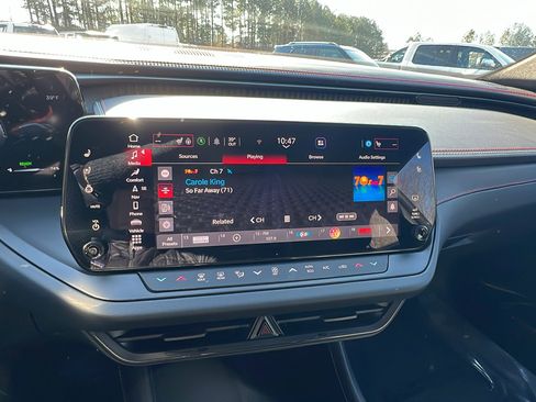 Used 2024 Dodge Charger R/T w/ Plus Group image 28