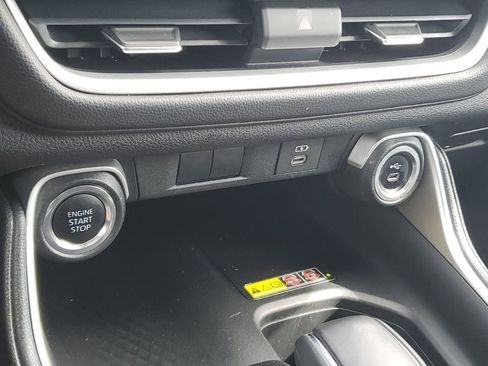 Used 2025 Toyota Grand Highlander AWD image 29
