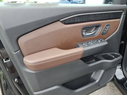 Used 2023 Honda Pilot Elite image 10