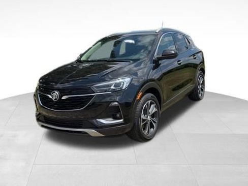 Used 2022 Buick Encore GX Essence image 3
