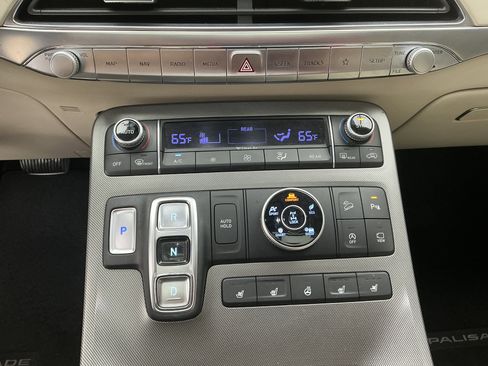 Used 2020 Hyundai Palisade Limited image 12