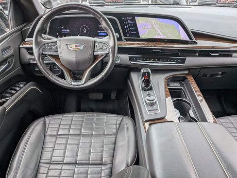 Used 2022 Cadillac Escalade Sport Platinum w/ LPO, ONYX Package AWD/4WD image 23
