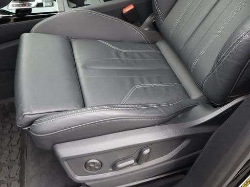 Used 2024 Audi Q5 e Premium image 17