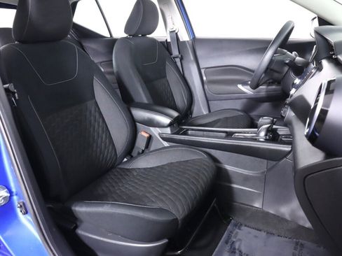 Used 2021 Nissan Kicks SV w/ Exterior Package FWD image 37