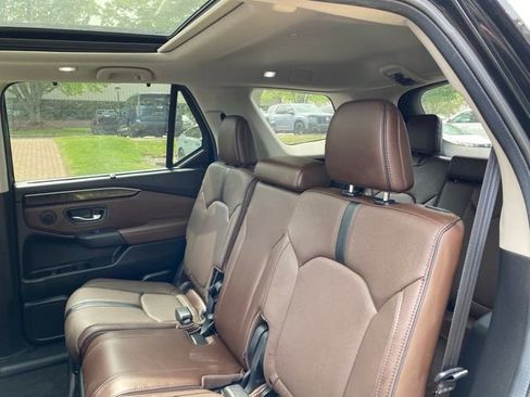 Used 2024 Honda Pilot Elite image 4