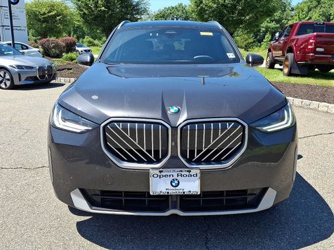 Used 2025 BMW X3 xDrive30i w/ Convenience Package AWD/4WD image 2