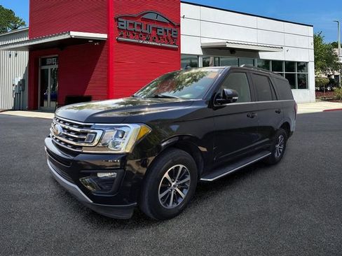 Used 2021 Ford Expedition XLT image 1