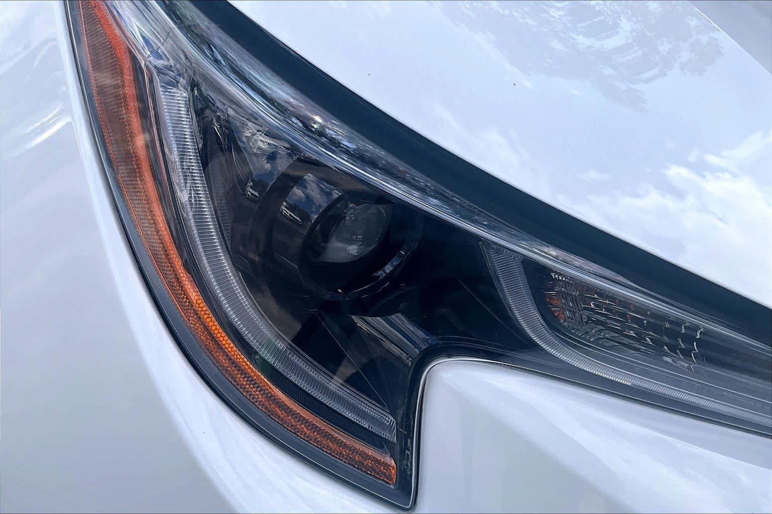 Used 2025 Toyota Corolla LE FWD image 28