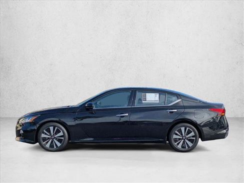 Used 2020 Nissan Altima 2.5 SL image 2